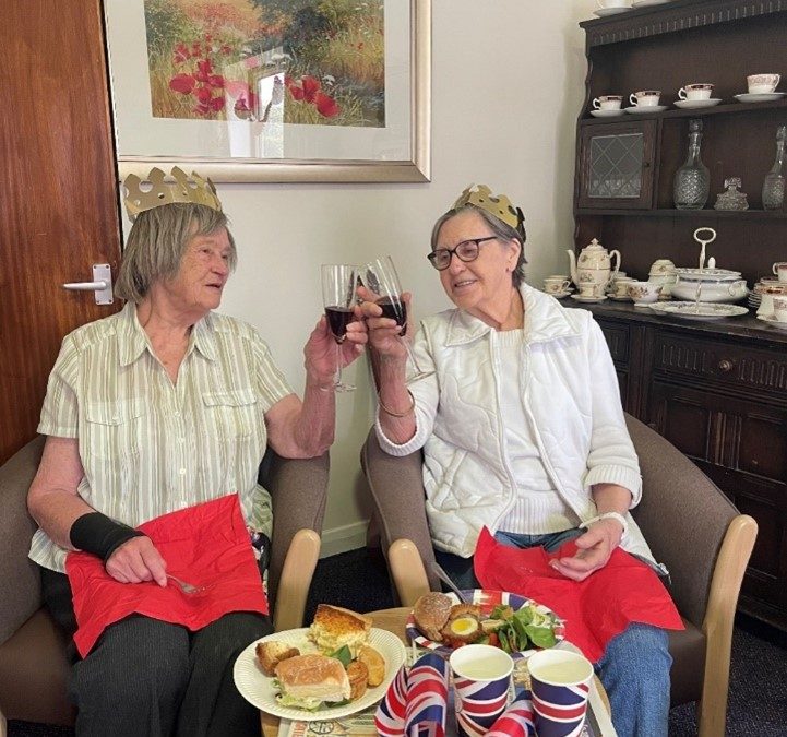 HILLBROW DIARY 1st-7th May CORONATION WEEK!